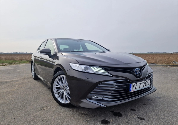 Toyota Camry cena 126000 przebieg: 64500, rok produkcji 2020 z Zdzieszowice małe 352